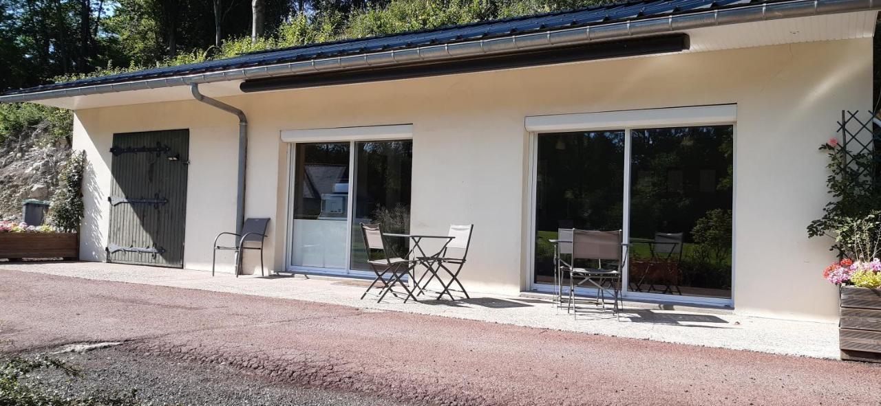 Adorable maison d’hôtes bordée d’étangs au calme. Grandcourt  Esterno foto
